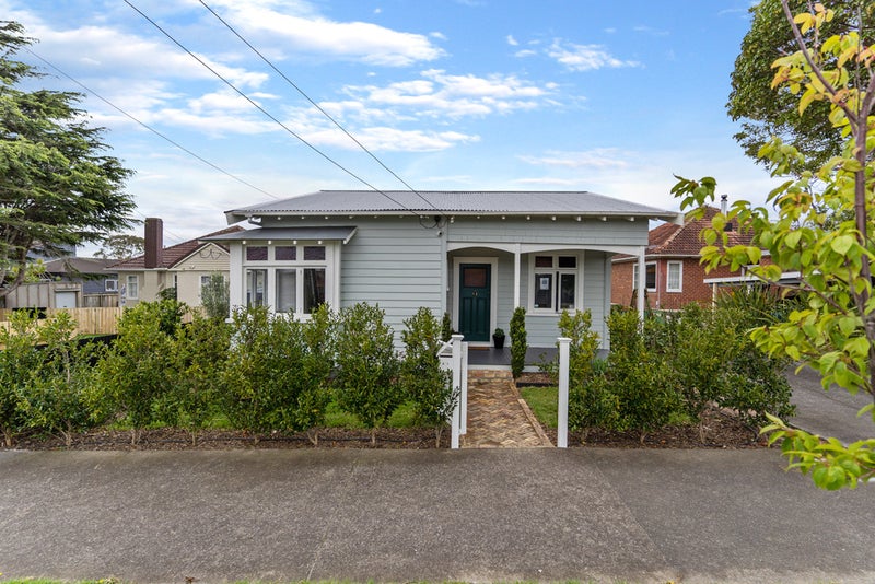 61 Moa Road, Point Chevalier, Auckland - Carousel 20