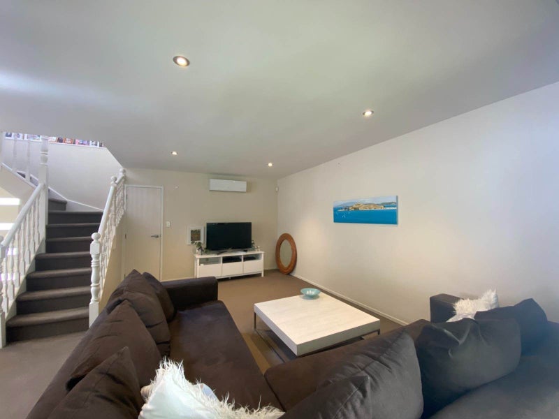 7D Atkin Avenue, Mission Bay, Auckland - Carousel 2