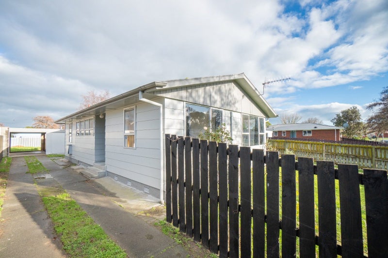 74 Stillwater Place, Westbrook, Palmerston North - Carousel 2