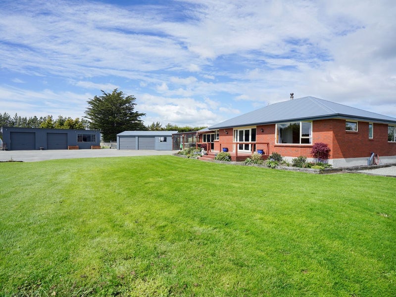 381 Bay Road, West Plains - Carousel 1