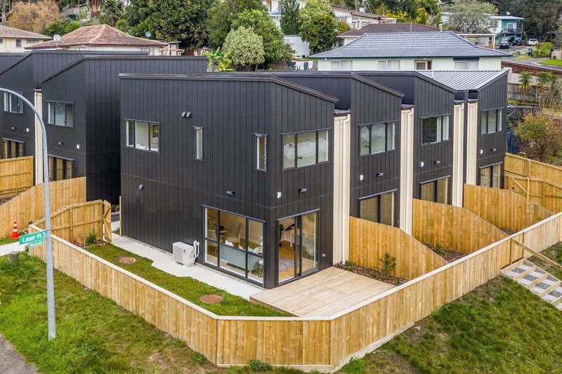 2A Laser Place, Bayview, Auckland - Carousel 17