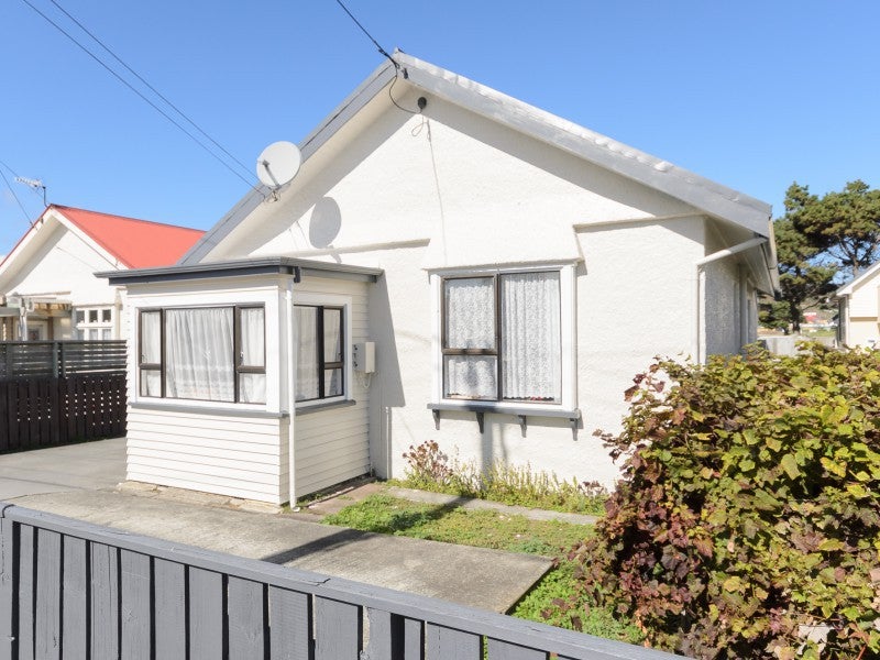 396 Broadway, Miramar, Wellington - Carousel 2