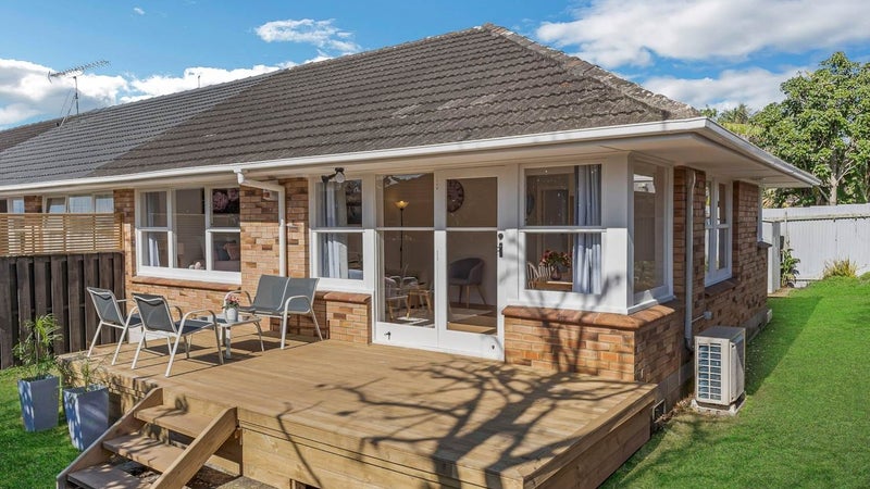 10A Allenby Road, Panmure, Auckland - Carousel 1