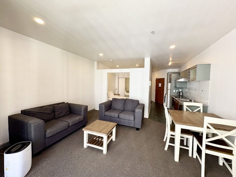 6E/154 The Terrace, Wellington Central, Wellington - Carousel 1