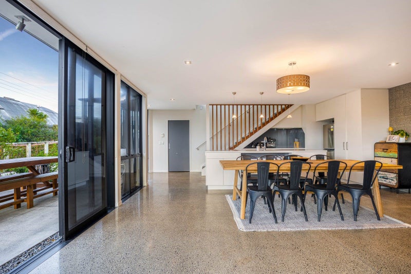 35A Rothesay Bay Road, Rothesay Bay, Auckland - Carousel 2