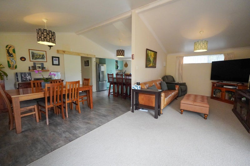 21A Ngarimu Street, Roslyn, Palmerston North - Carousel 2