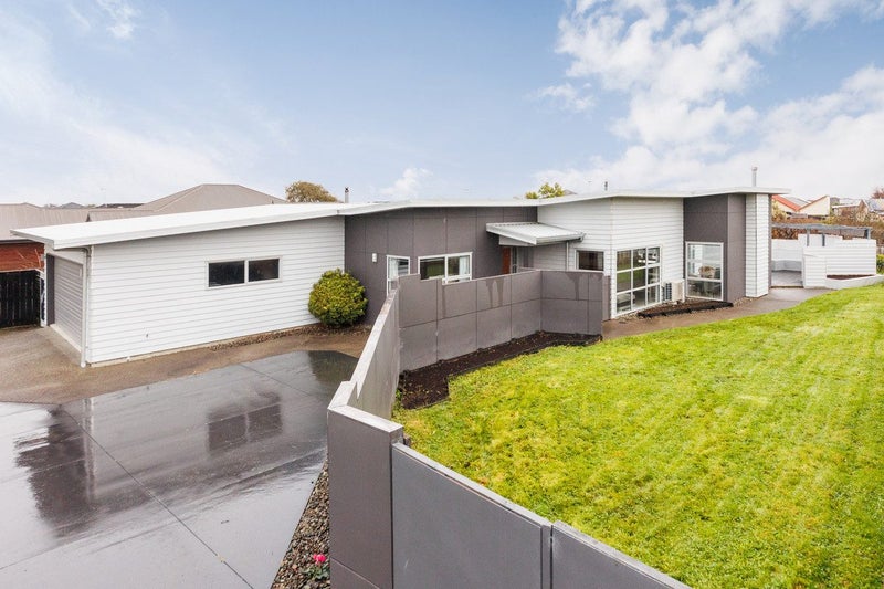 7 Galea Grove, Kelvin Grove, Palmerston North - Carousel 20