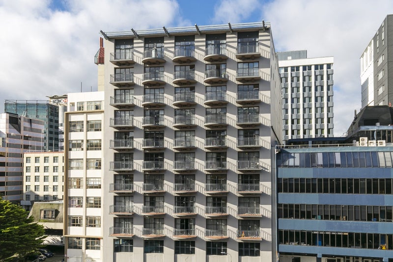 8I/154 The Terrace, Wellington Central, Wellington - Carousel 1