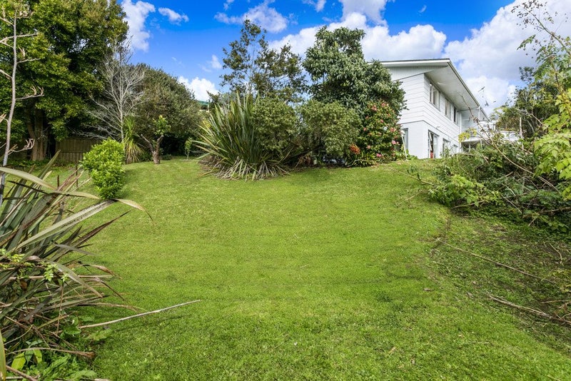 13 Morriggia Place, Bayview, Auckland - Carousel 33