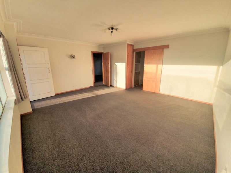 5D Matai Road, Greenlane, Auckland - Carousel 2