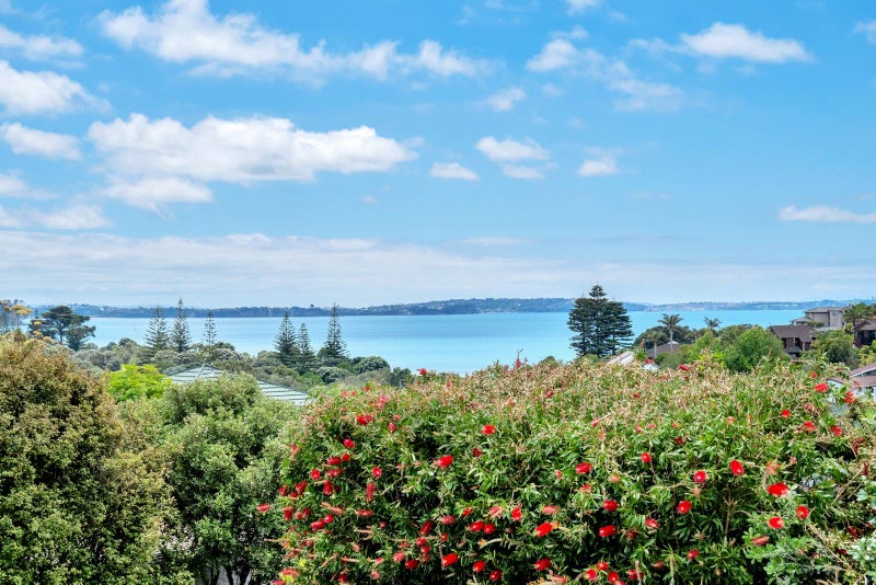 2/18 Long Bay Drive, Torbay, Auckland - Carousel 60