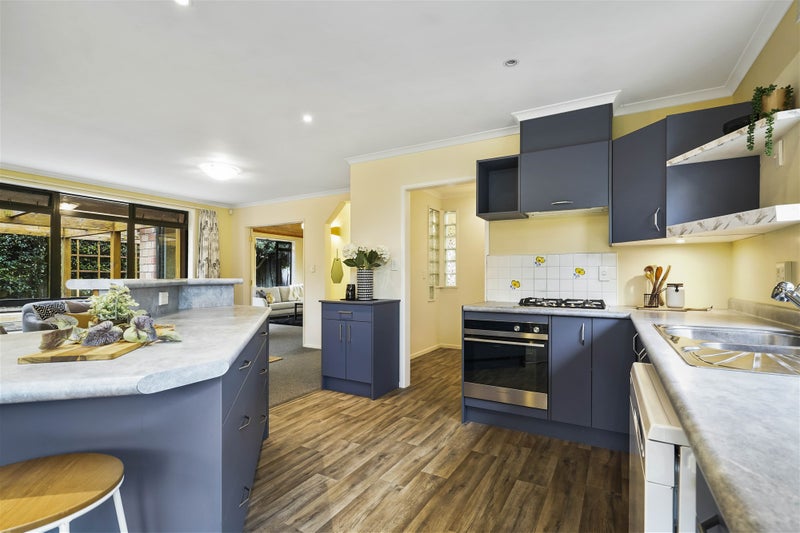 41 Cairns Crescent, Rototuna, Hamilton - Carousel 2