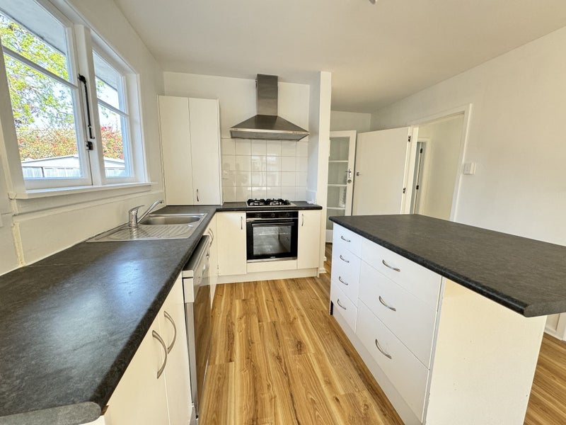 1/47 Jocelyn Street, Casebrook, Christchurch - Carousel 2