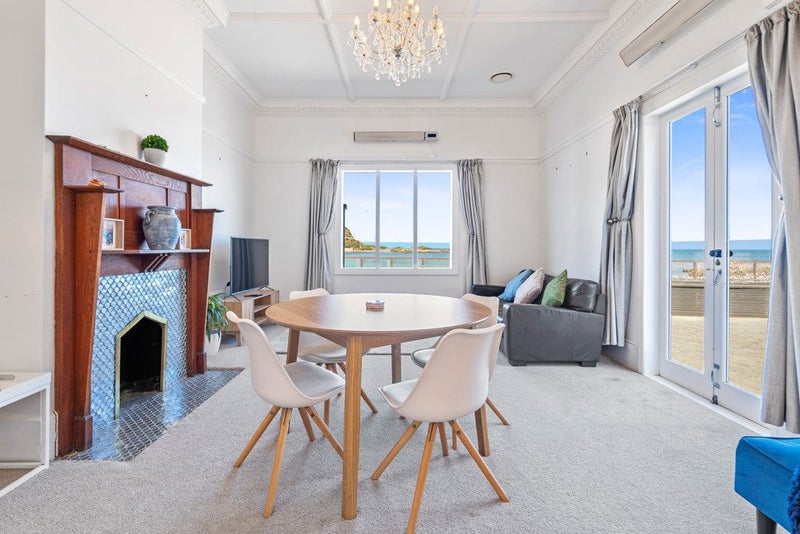 72 Owhiro Bay Parade, Owhiro Bay, Wellington - Carousel 1