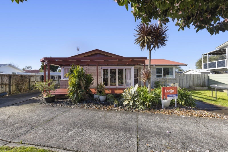 11 Erika Place, Fairview Downs, Hamilton - Carousel 1