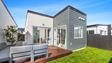 3 Heri Lane, Westgate, Auckland - Carousel 1