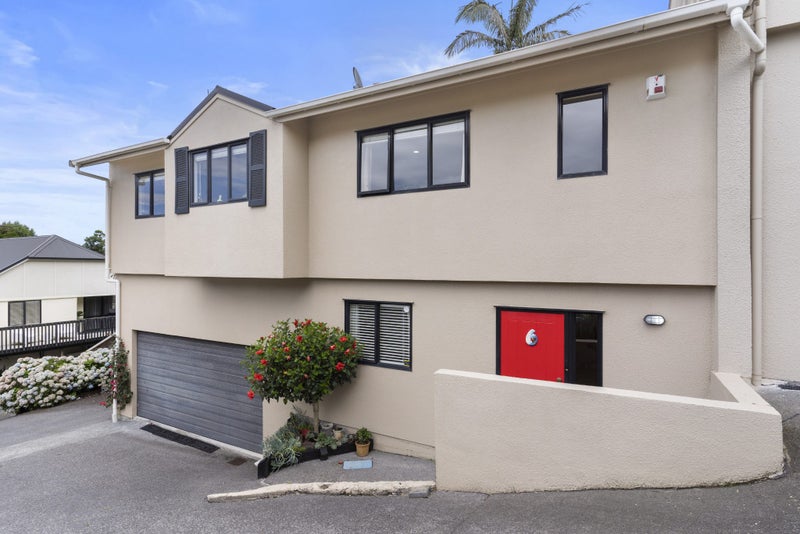 6/11 Paparoa Road, Howick, Auckland - Carousel 1