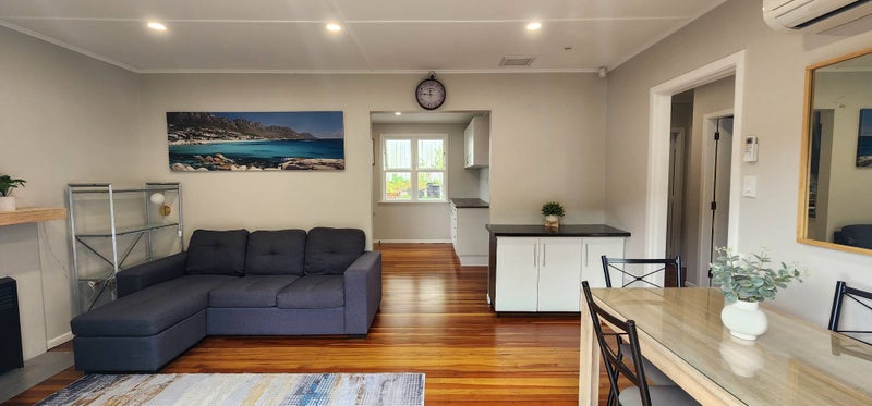 11 Shackleton Grove, Stokes Valley, Lower Hutt - Carousel 2