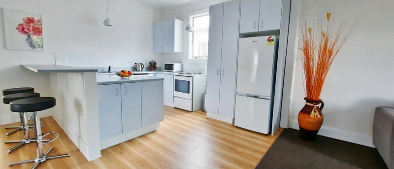 903 Willowpark Road North, Mayfair, Hastings - Carousel 2