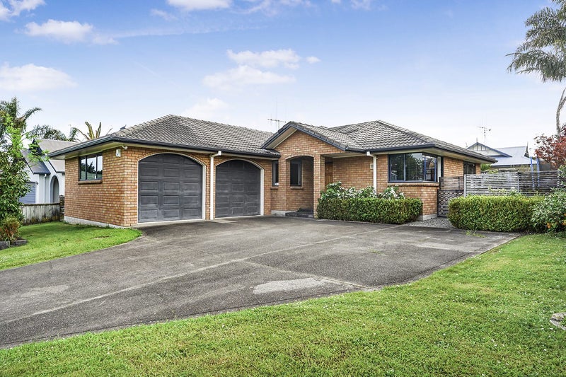 4 Dugald Court, Rototuna, Hamilton - Carousel 1