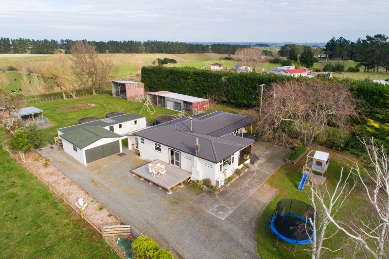 2139 State Highway 3, Sanson, Palmerston North - Carousel 1