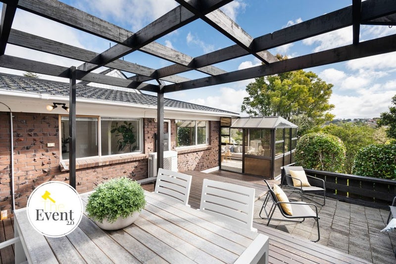 1/12 Hollyhock Place, Browns Bay, Auckland - Carousel 1