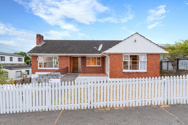362A Blockhouse Bay Road, Blockhouse Bay, Auckland - Carousel 1
