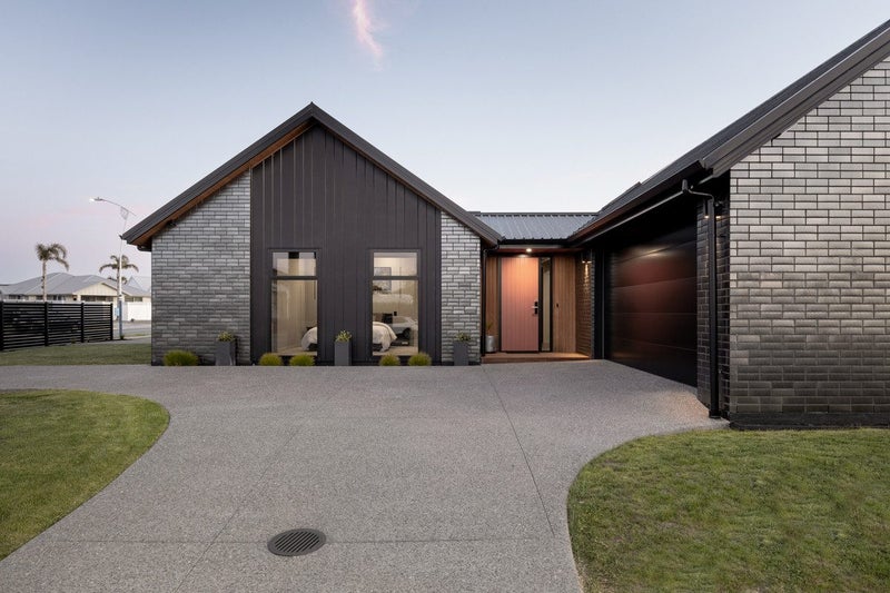 46 Montiicola Drive, Papamoa Beach, Papamoa - Carousel 1