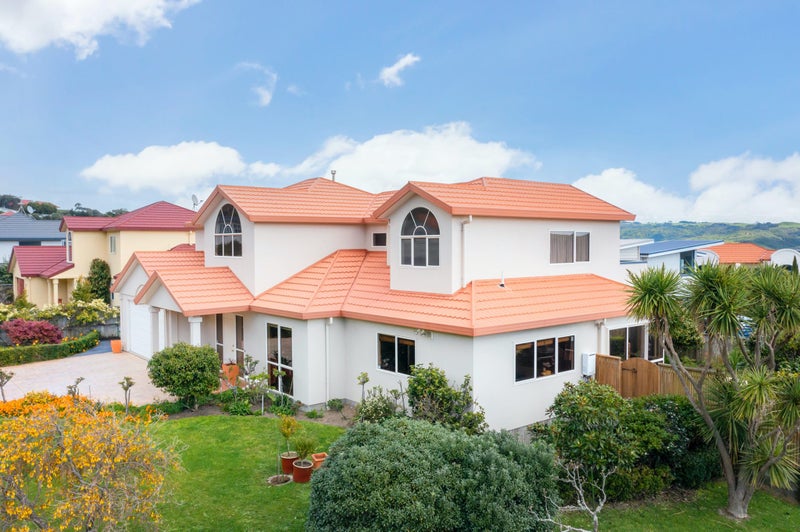 110 Eskdale Road, Papakowhai, Porirua - Carousel 1