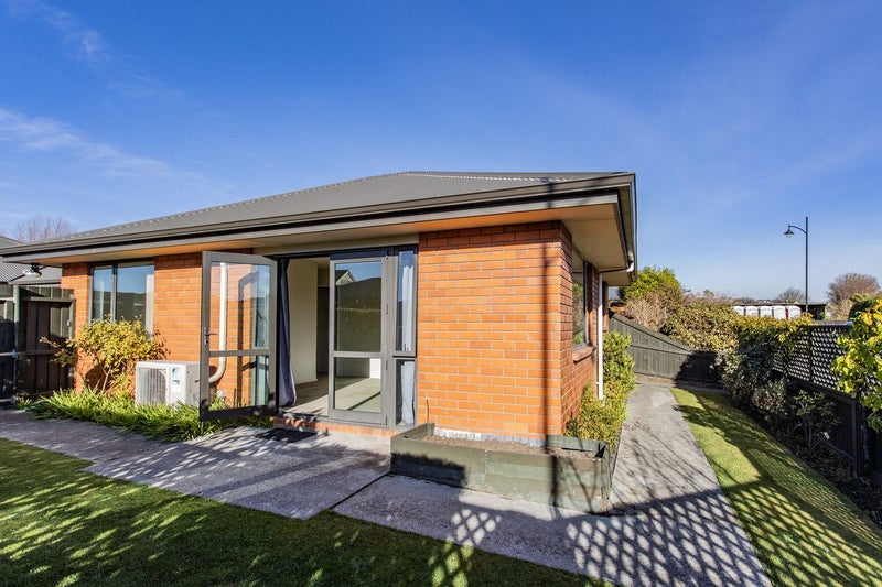 14 Clinton Lane, Woolston, Christchurch - Carousel 1
