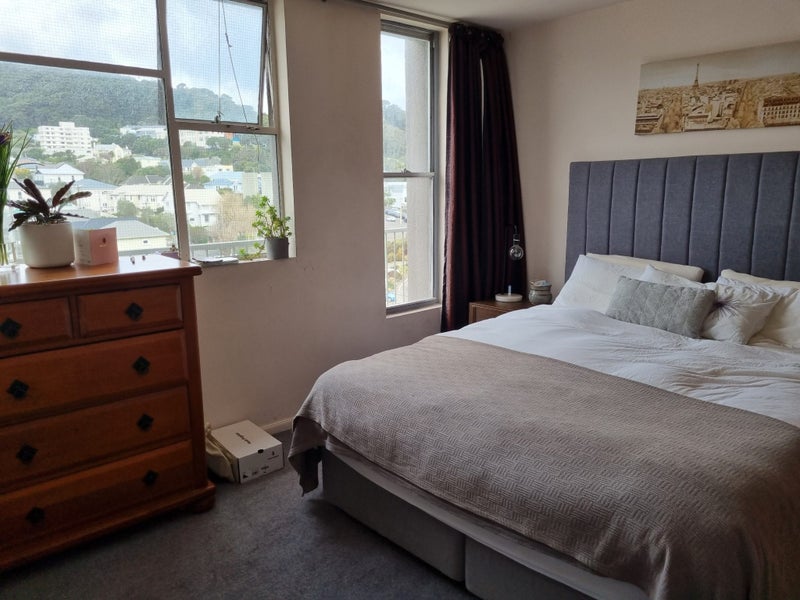 12/80 Kent Terrace, Mount Victoria, Wellington - Carousel 1