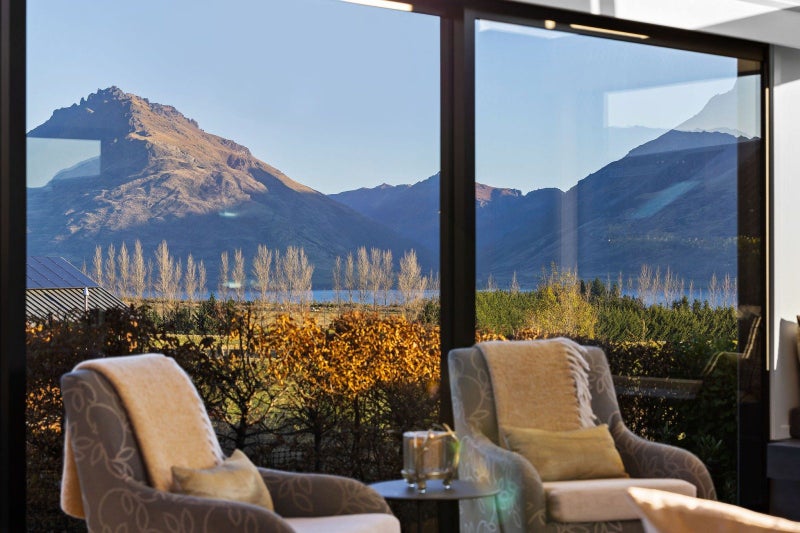 8 Arran Lane, Jacks Point, Queenstown - Carousel 2