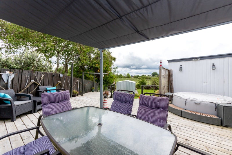 8A Thames Road, Paeroa, Paeroa - Carousel 1
