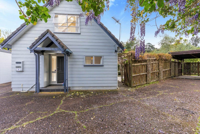 2/83 John Downs Drive, Browns Bay, Auckland - Carousel 1