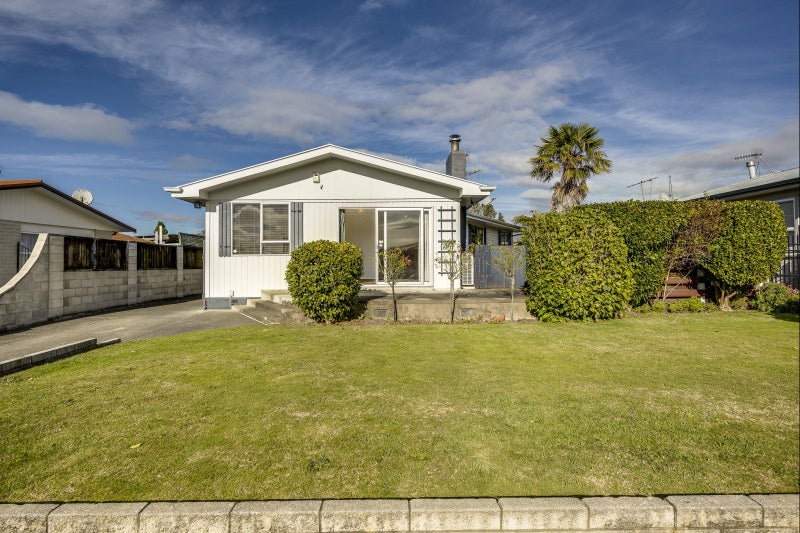 5 Elliott Street, Taradale, Napier - Carousel 1
