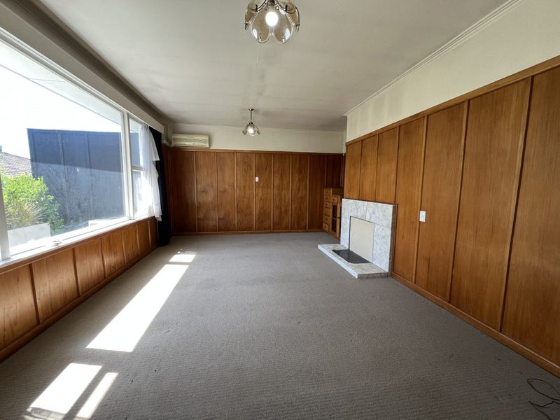 2/69 Aikmans Road, Merivale, Christchurch - Carousel 2