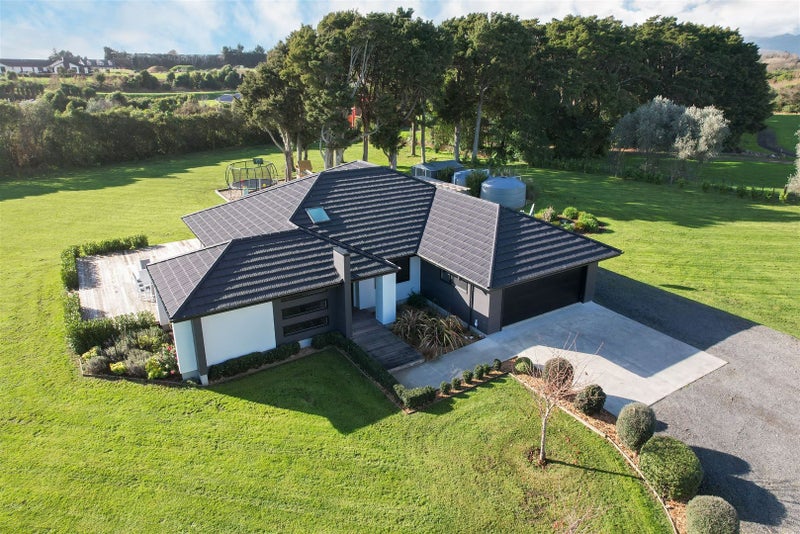 73 Muhunoa East Road, Ohau, Levin - Carousel 1