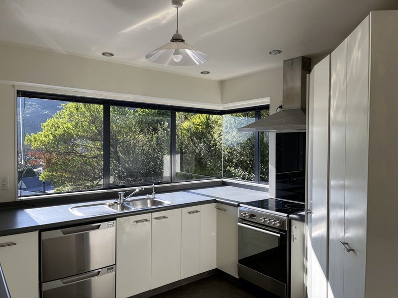 6B Ngapua Place, Atawhai, Nelson - Carousel 2