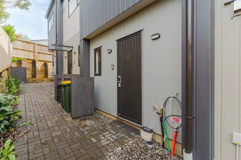 7/41 Ambler Avenue, Glen Eden, Auckland - Carousel 1