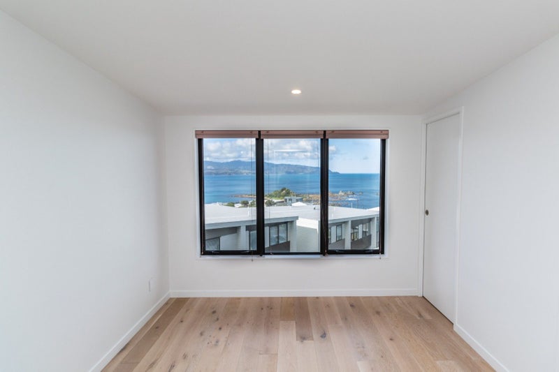 14/52 High Street, Island Bay, Wellington - Carousel 2