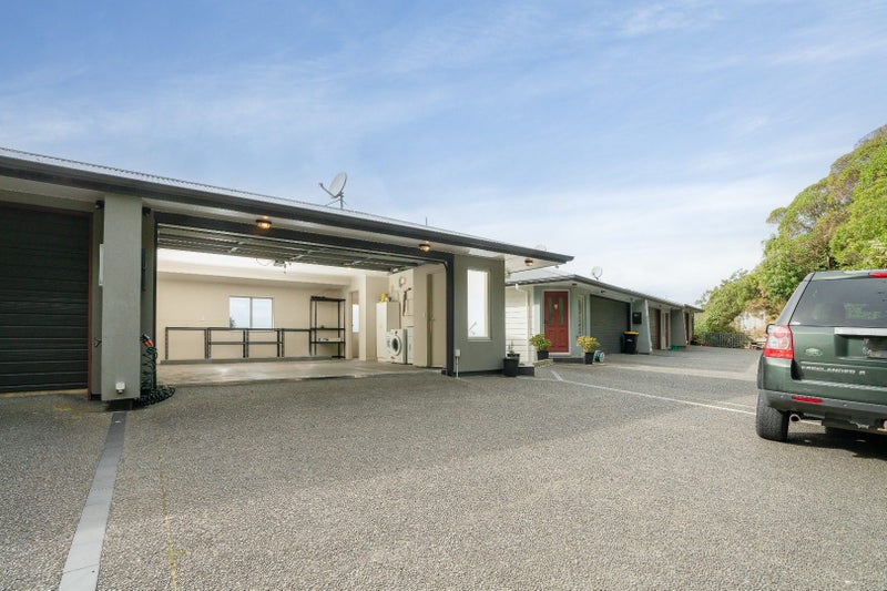 17F Onslow Road, Khandallah, Wellington - Carousel 2