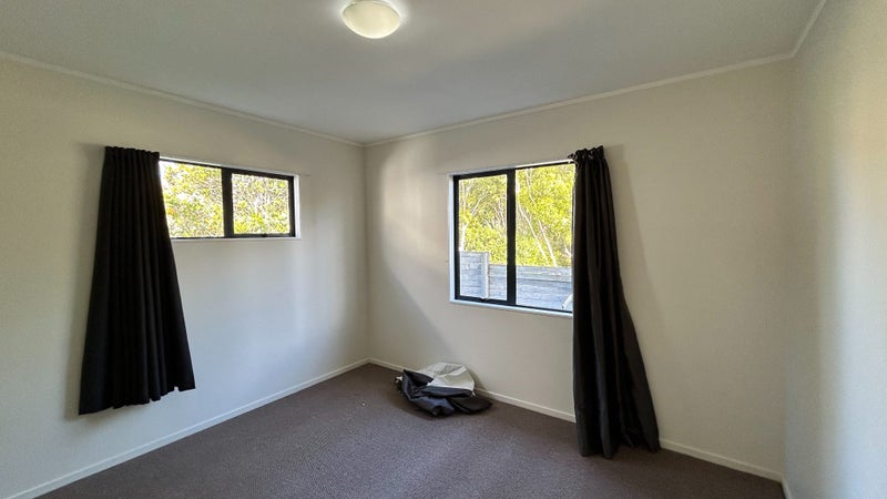22 Essex Street, Te Atatu South, Auckland - Carousel 10