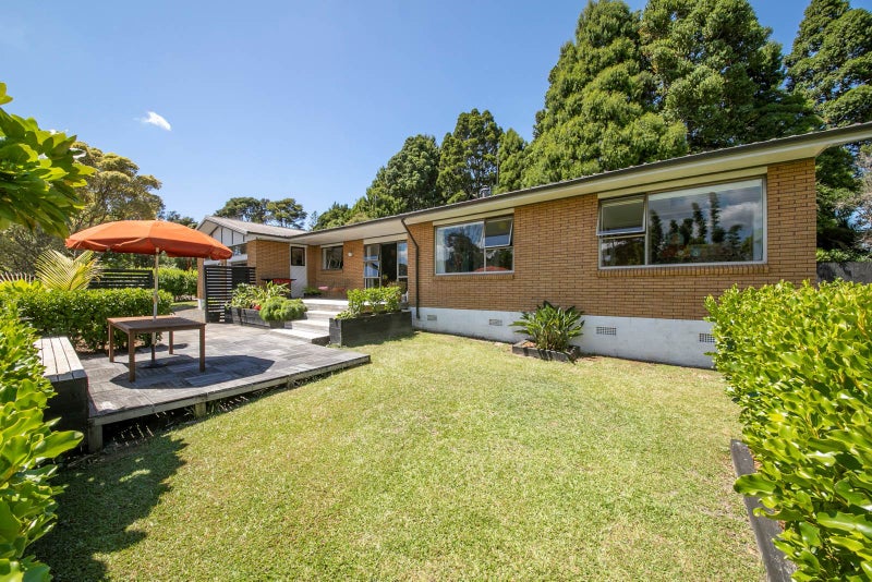 248 Forest Hill Road, Waiatarua, Auckland - Carousel 1