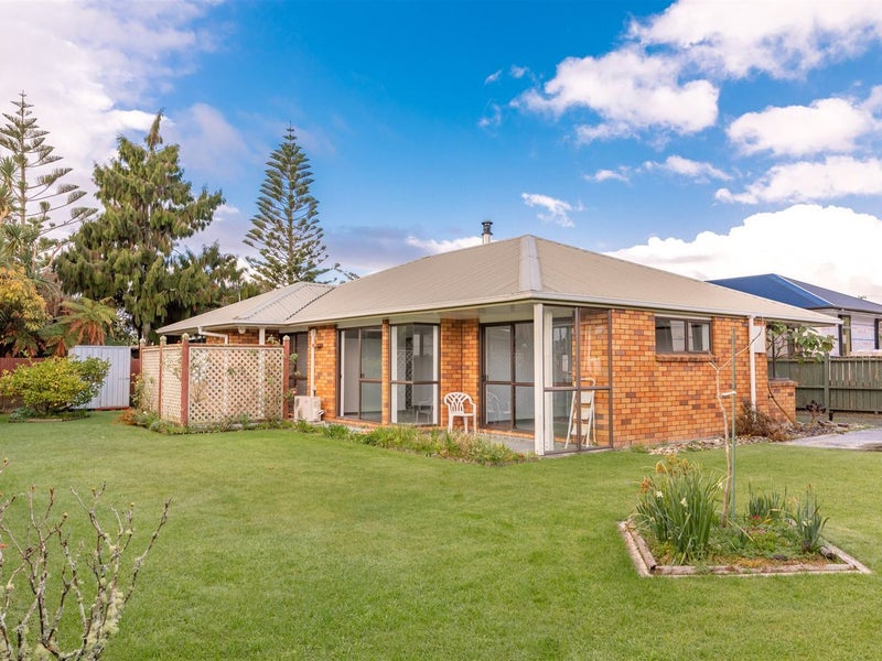 51A Peel Street, Westport, Westport - Carousel 2
