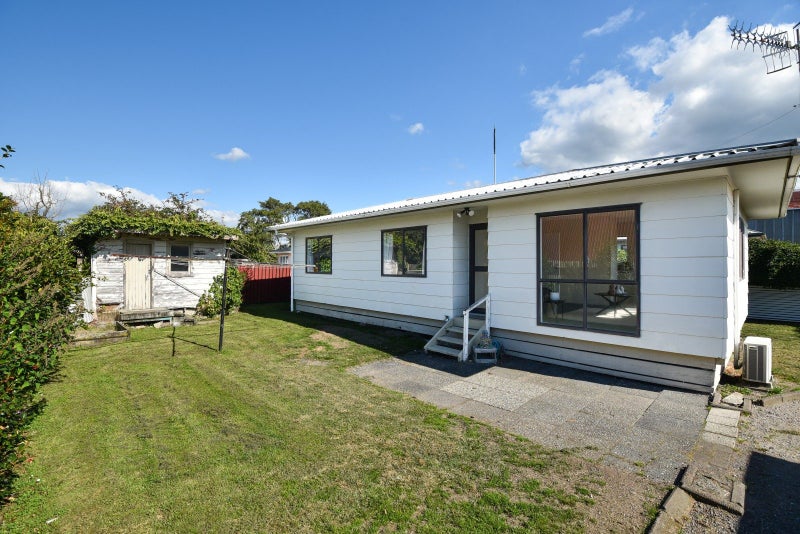 11A Walker Road, Fairy Springs, Rotorua - Carousel 1