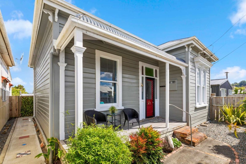 45 Pitt Street, Whanganui, Whanganui - Carousel 1
