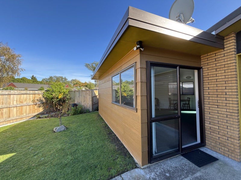 2 Humphries Place, Awapuni, Palmerston North - Carousel 8