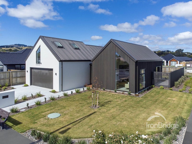24 Glovers Road, Halswell, Christchurch - Carousel 2