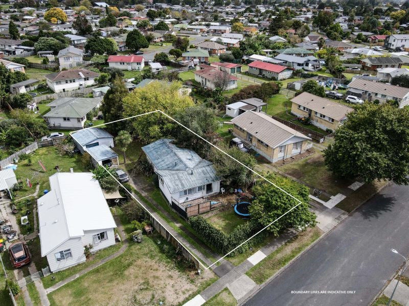 72 Winstone Avenue, Chartwell, Hamilton - Carousel 1