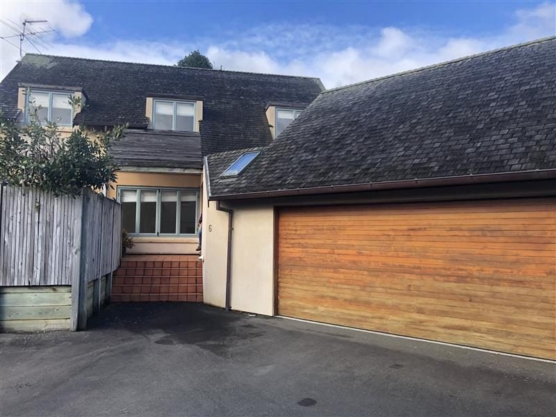 6/3 Gard Street, Silverstream, Upper Hutt - Carousel 13